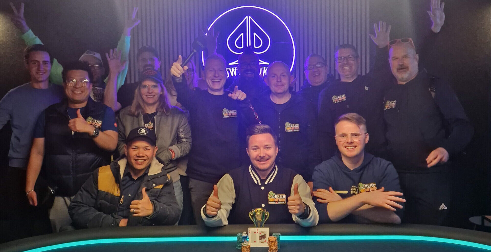 GRND Live-Pokernacht 4 Siegerfoto