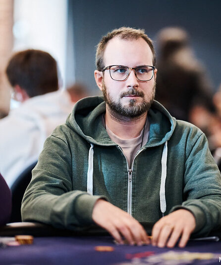 Niclas "Flushi" Thumm beim €1.100 PokerStars Open Namur Main Event